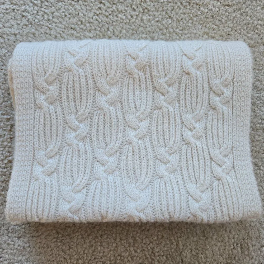 NWOT Nordstrom Cashmere Cable Scarf
